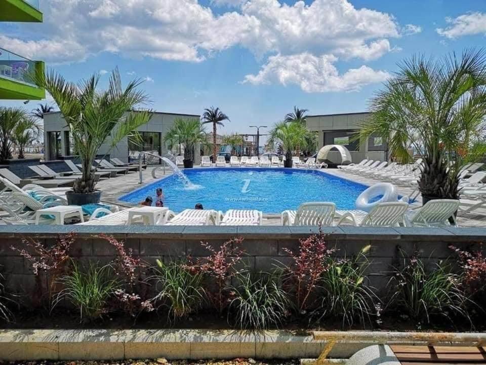 Alezzi Sunwaves Appartement Năvodari Buitenkant foto